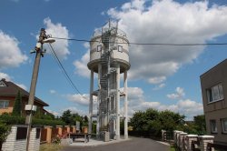 Aussichtsturm auf dem Wasserturm in der Heřmanov-Hütte