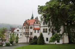Benešov nad Ploučnicí (zámek)