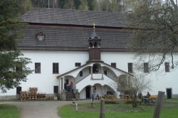 Skály (hrad a zámek)