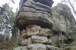 Skály (hrad a zámek)