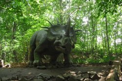 Dinopark Vyškov - v lese s dinosaury