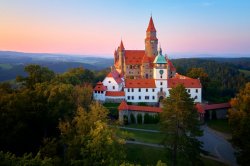 Bouzov (hrad)