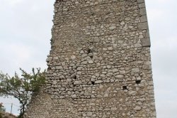 Die Ruinen der Burg Sirotčí Hrádek